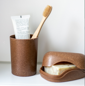 Toothbrush Mug - Liquid Spruce Wood